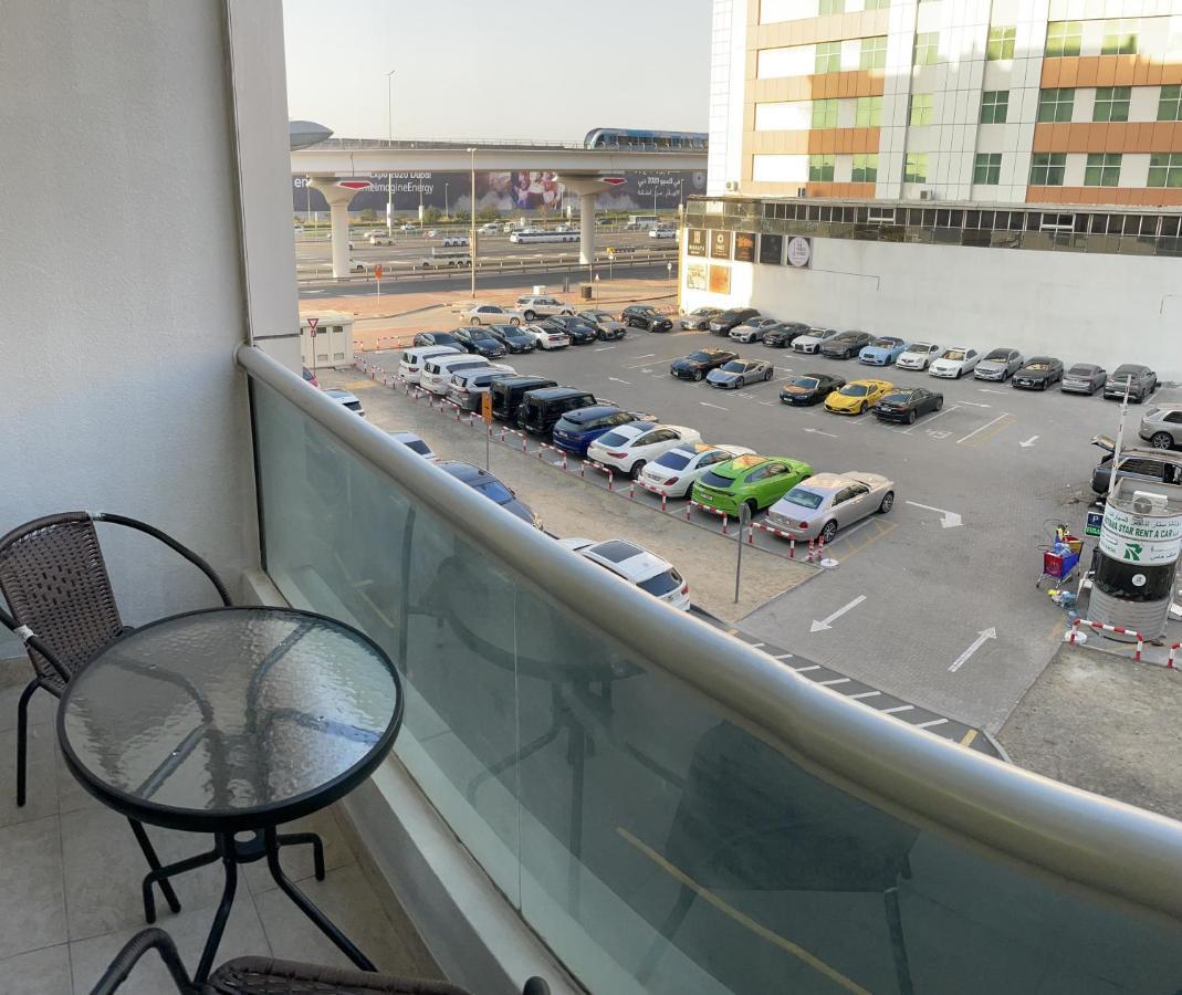 Albarsha 1 Hostel By Phm Dubai Exterior photo